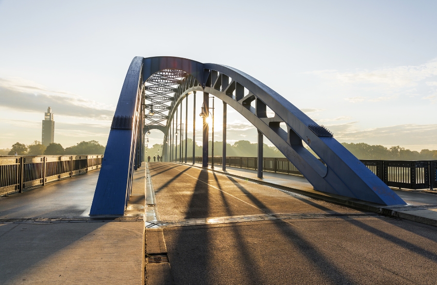Die Sternbrücke ist nur 100m fußläufig entfernt